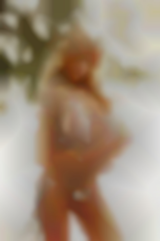 Lokl milfs wonting nudist sex with oi.
